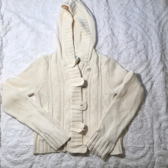 Roxy Sweaters - Roxy hoodie, cream with pockets, zip and buttons